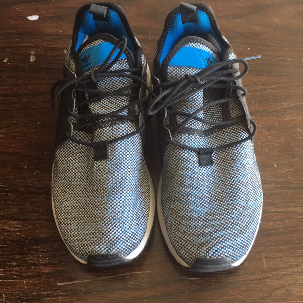Adidas tennis shoes 👟 for boy